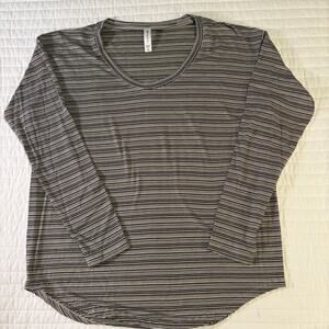 Athleta Cloudlight Stratus Multicolor Striped Top, size Medium